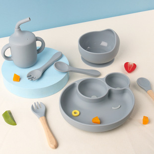 小单定制硅胶餐具儿童喂养一体式 硅胶盘宝宝硅胶吸盘餐具