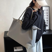 大容量托特包女上课通勤包防水单肩行李包时尚 百搭手提旅行袋新款