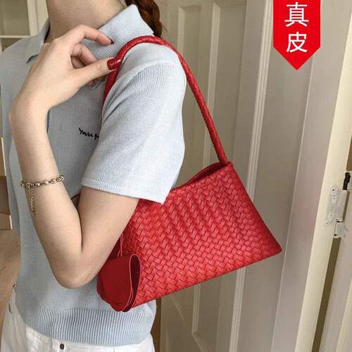 真皮红色新娘结婚包包女2