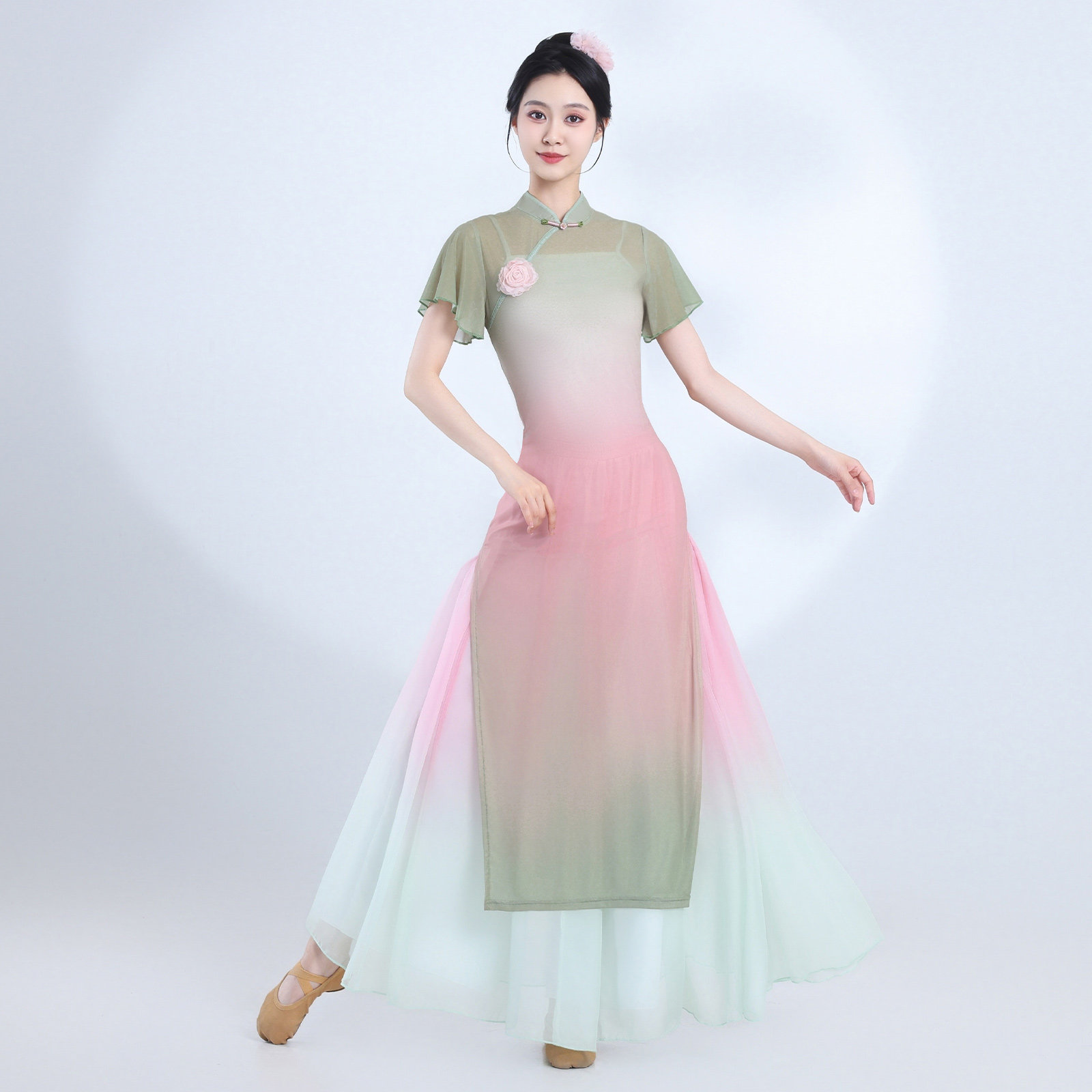 中国风古典舞旗袍女渐变仙气飘逸立领短袖演出服新中式舞蹈表演服