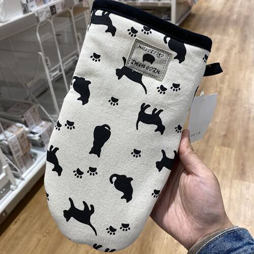 日本NITORI尼达利黑猫猫隔热手套