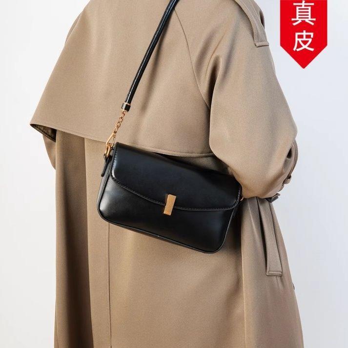 小包纯色搭单肩女高级真皮包包众轻小方包新款斜挎包法式奢百气质