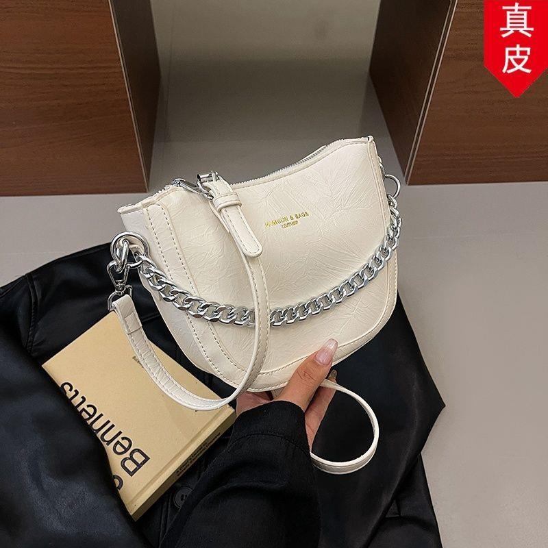 洋气真皮休闲新款包韩版个性包女马鞍真皮小包斜挎包2026时尚单肩