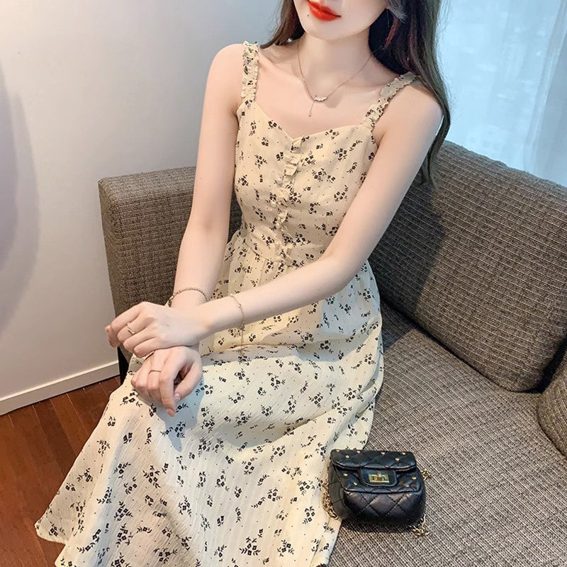 潮牌温柔风吊带洋装女夏季新款显瘦法式气质高级感茶歇碎花裙子