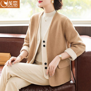 年轻妈妈洋派短款外套中年女装春秋装新款褂子中老年时尚毛呢上衣