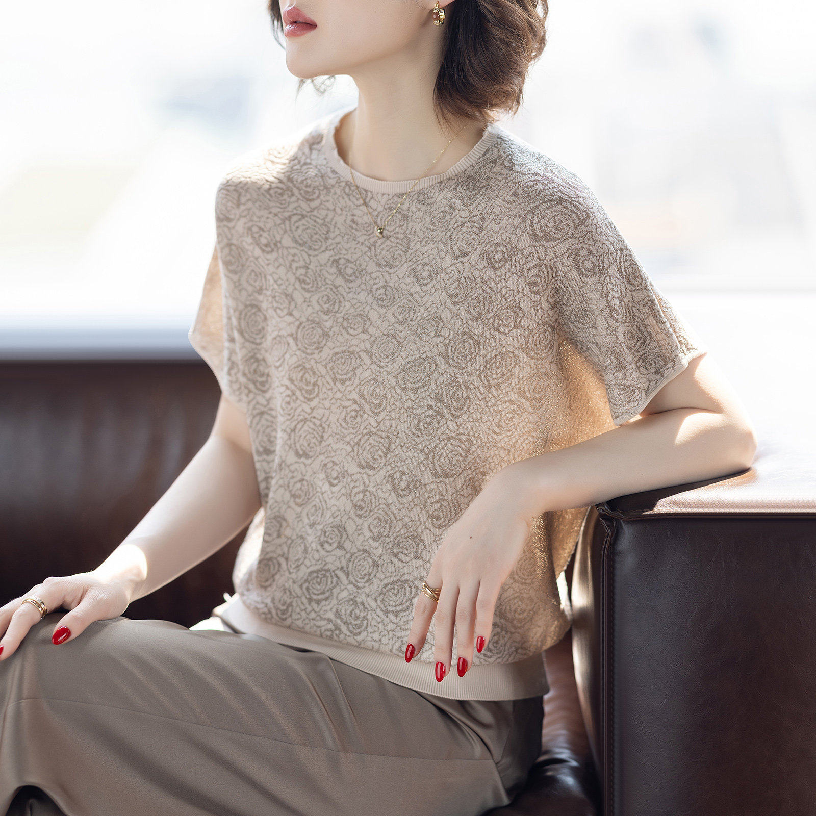 妈妈夏装短袖冰丝T恤套装2026新款洋派质时尚短衬衫中老年上衣女