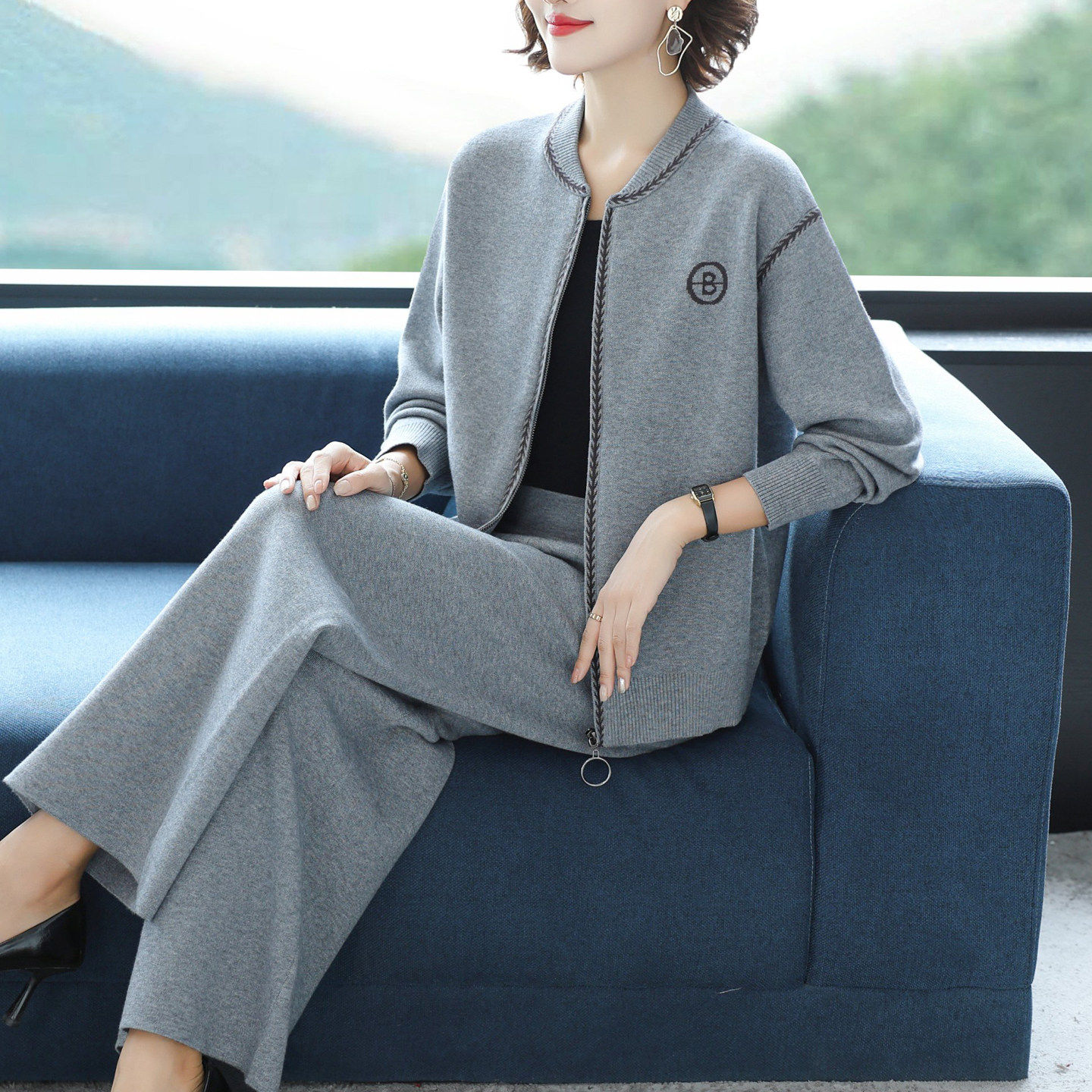 漂亮休闲运动服时尚套装