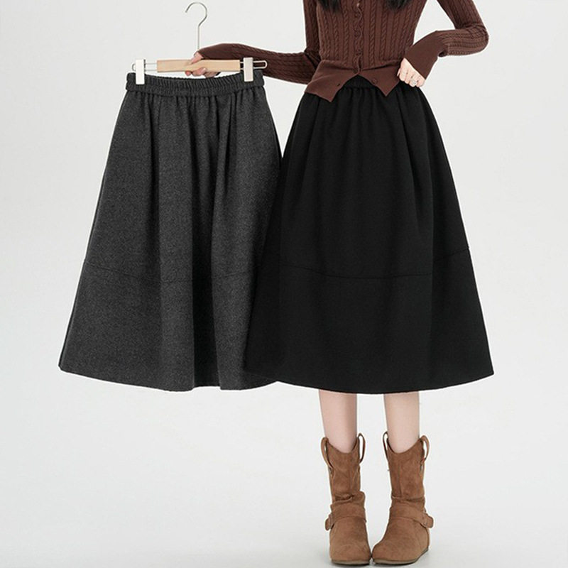 菲媛2025冬季毛呢半身裙女秋冬配毛衣a字蓬蓬裙遮胯显腿长呢子裙