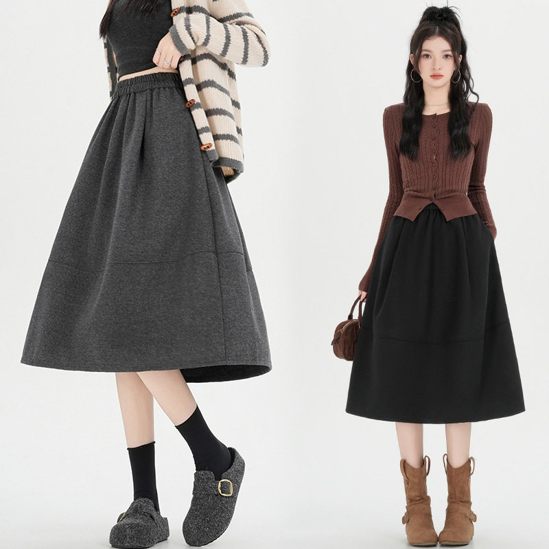 2025冬季毛呢半身裙女秋冬配毛衣a字蓬蓬裙遮胯显腿长呢子中长裙
