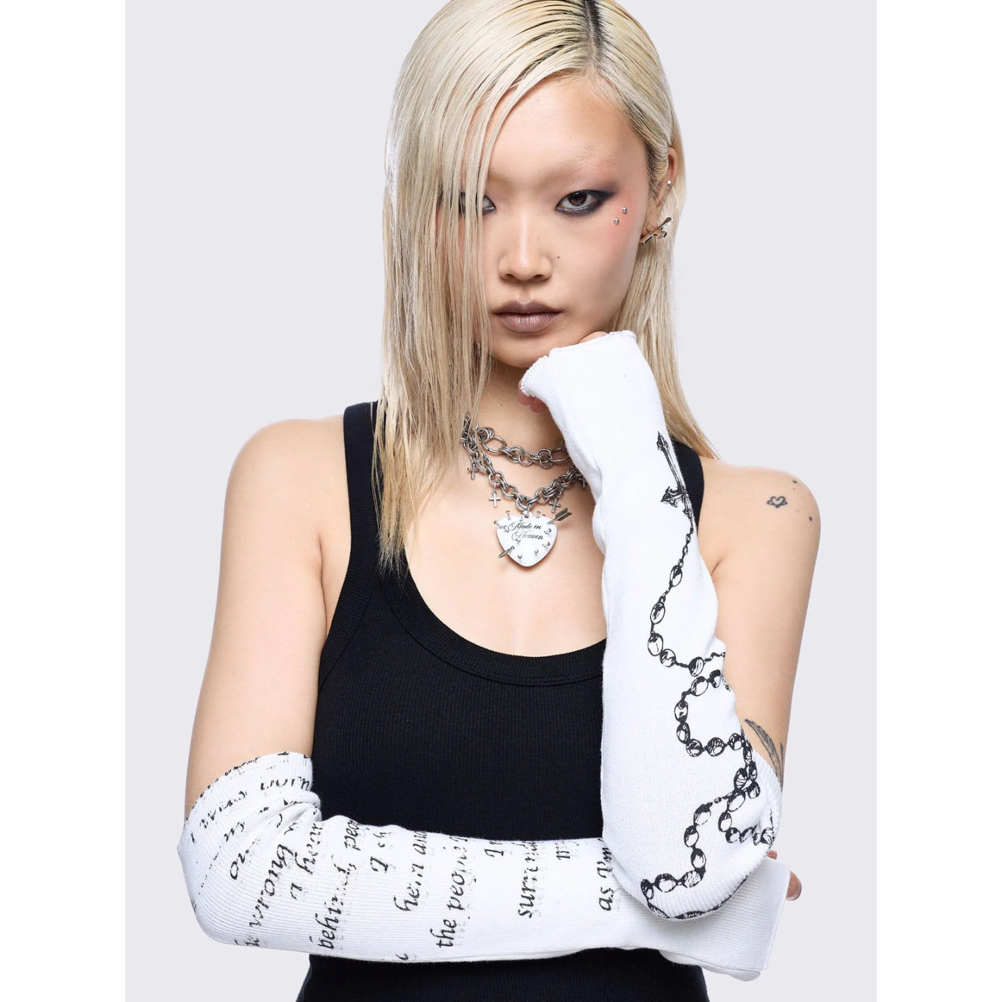 Minga亚文化念珠符文白色袖套