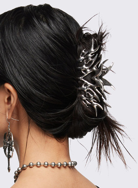 Minga 新品美式朋克亚文化 Sigilism心形雕刻做旧银金属发夹抓夹