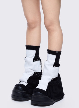 Minga暗黑哥特风 白色粗十字架贴布 铆钉装饰 针织黑色袜套