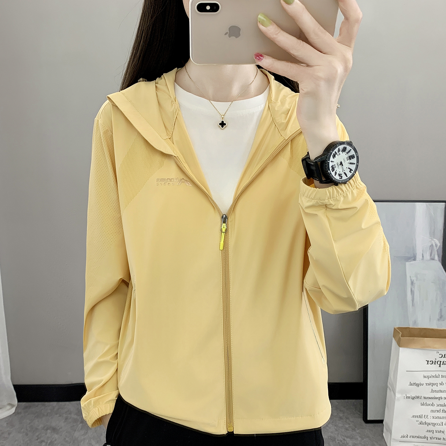 夏季户外防晒服女款新品冰丝外套长袖速干徒步登山运动透气皮肤衣