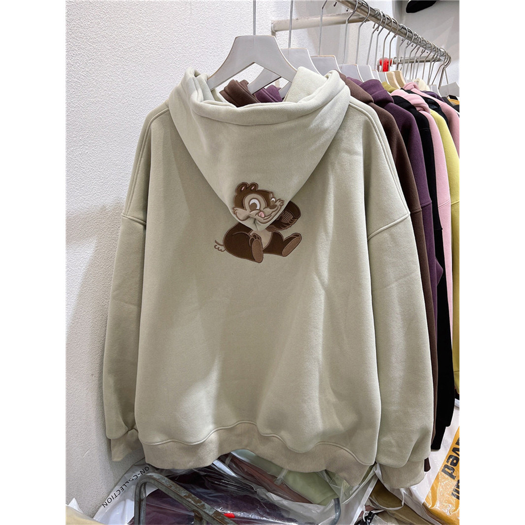 日本offcat联名松鼠卫衣女冬季加绒前后刺绣连帽套头宽松上衣