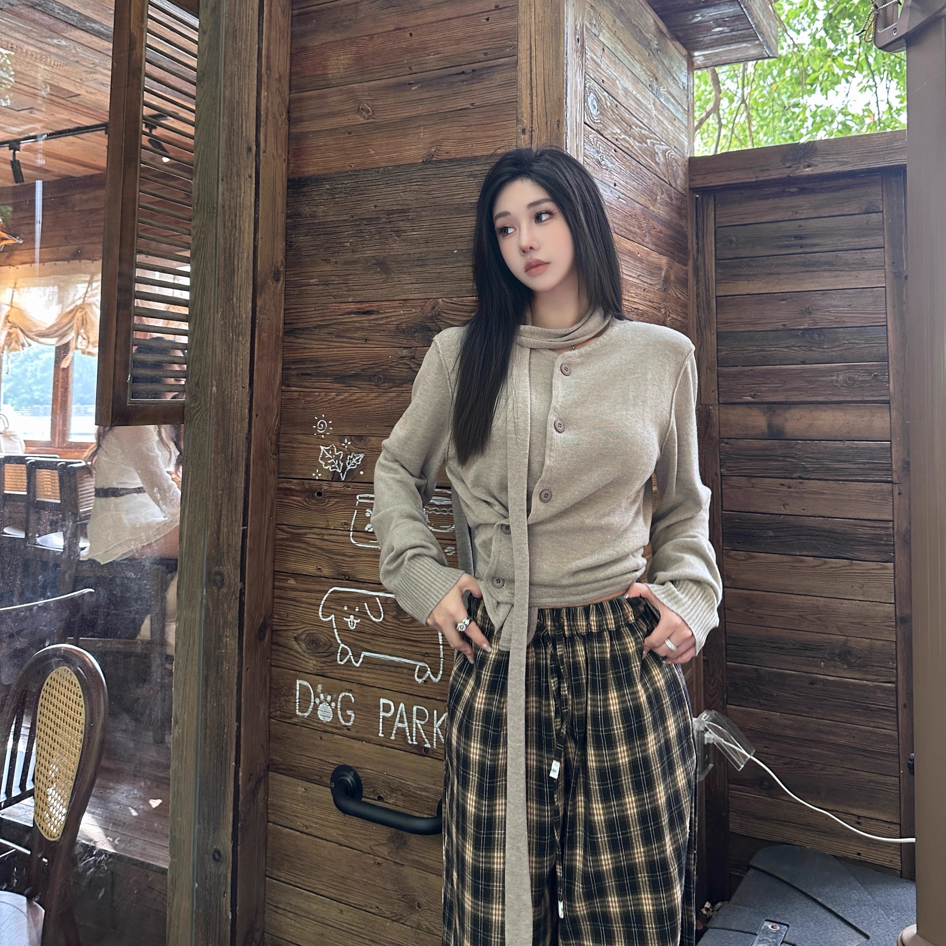 Narcos25秋冬新款不规则纽扣围脖飘带针织开衫女气质修身显瘦上衣