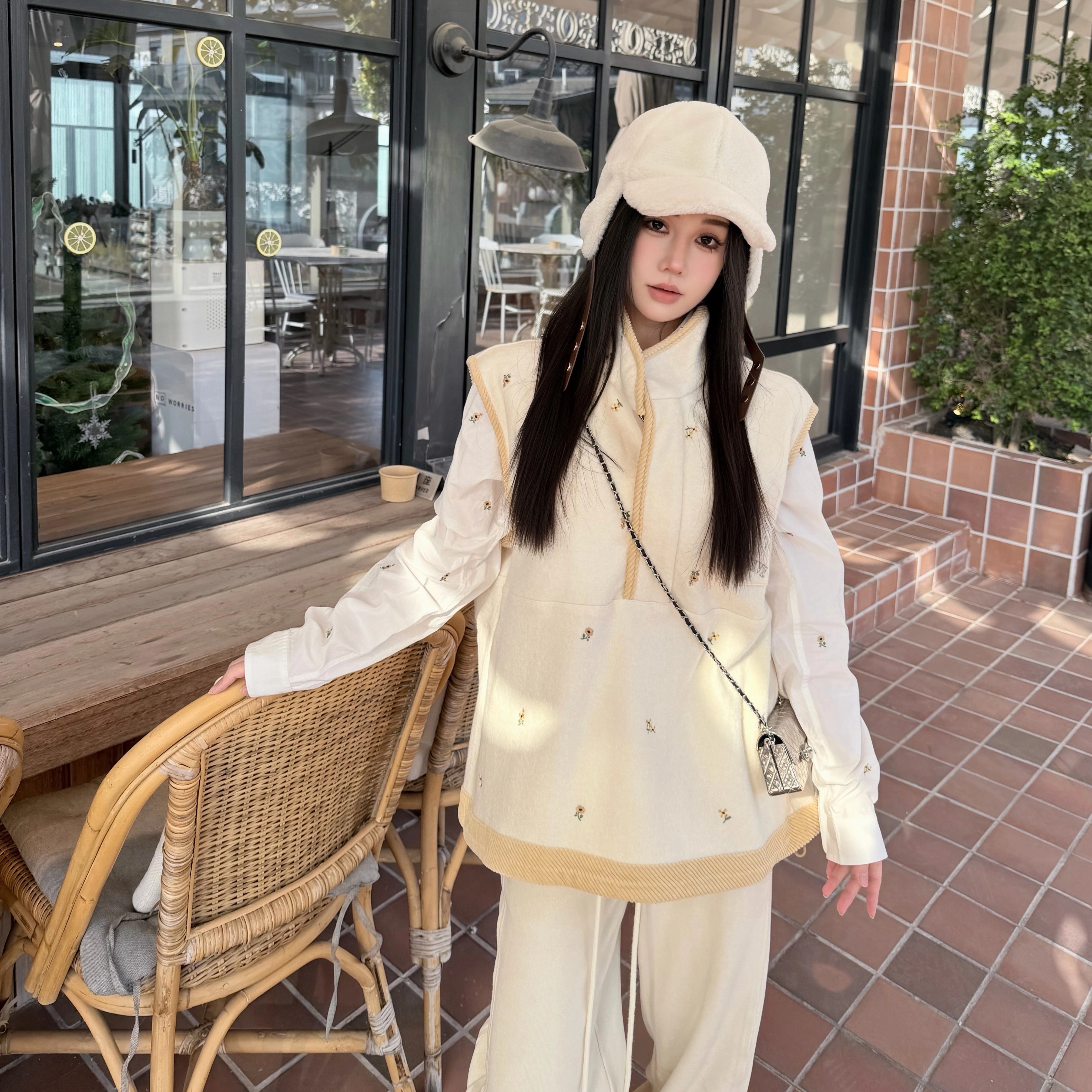 章若楠同款Narcos 温柔风碎花刺绣立领背心马甲叠穿休闲百搭上衣