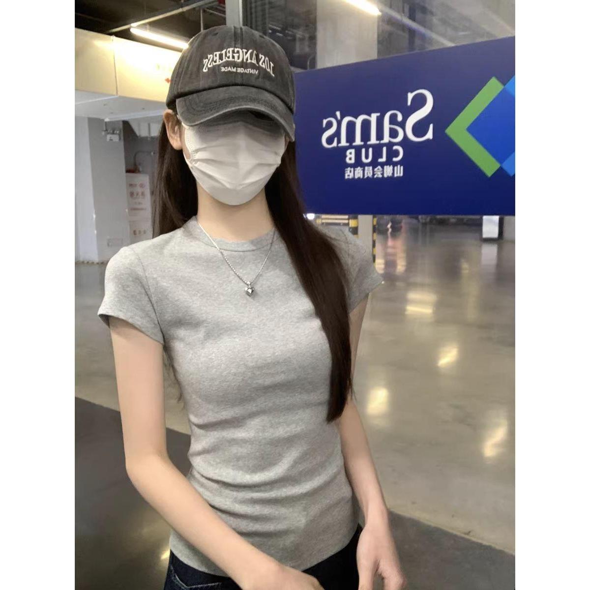 美式辣妹灰色修身圆领正肩短袖t恤女夏季纯色小个子miu系紧身上衣