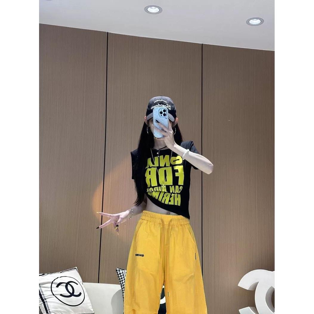 欧货印花短袖t恤女2026春夏新款透气薄款冰丝伞兵速干裤时尚套装