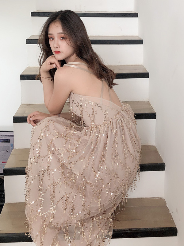 大码露背性感2019新款气质显瘦流苏亮片吊带微胖mm高腰连衣裙女夏|ruв категории Женская одежда, платье - от Buy2taobao.com для оказания профессиональной услуги покупки агента Taobao