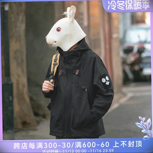兔先森2026春秋季工装机能休闲连帽夹克男潮流宽松黑色外套冲锋衣