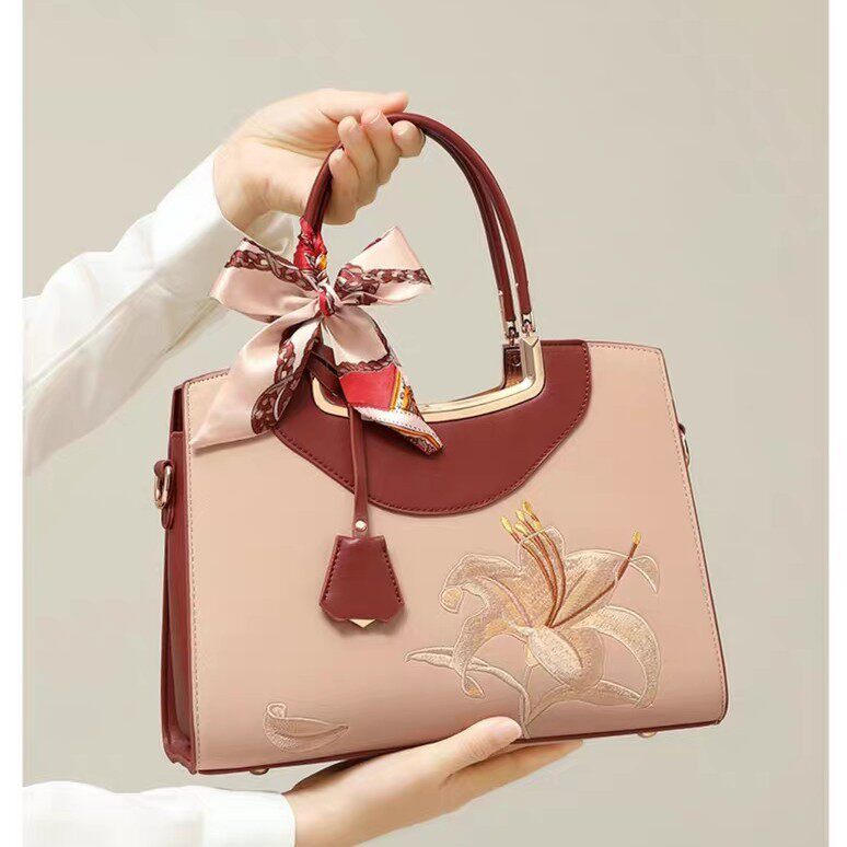 日本品质国风刺绣妈妈新款大容量大气单肩手提包女母亲节包包斜挎