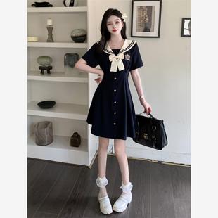 微胖海军连衣裙学院刺绣减龄显瘦胖mm蝴蝶结裙子 大码 女装 新款 夏季