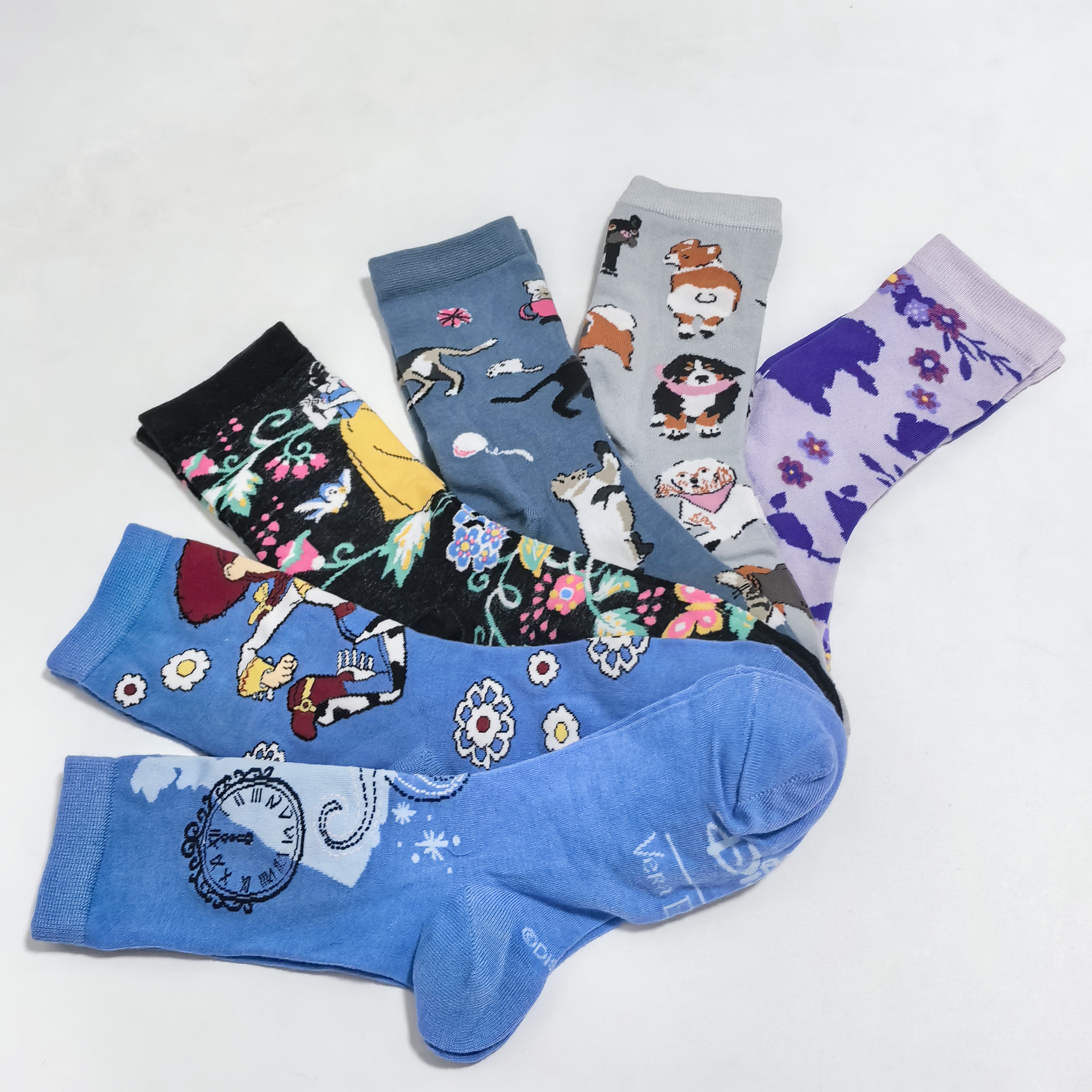 外贸出口 可爱卡通VB联名款 成人袜子 中筒袜