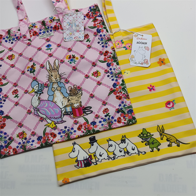 单肩手提包印花卡通姆明彼得兔