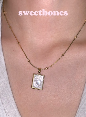sweetbones辣妹金色贝壳爱心方牌吊坠项链ins风复古欧美