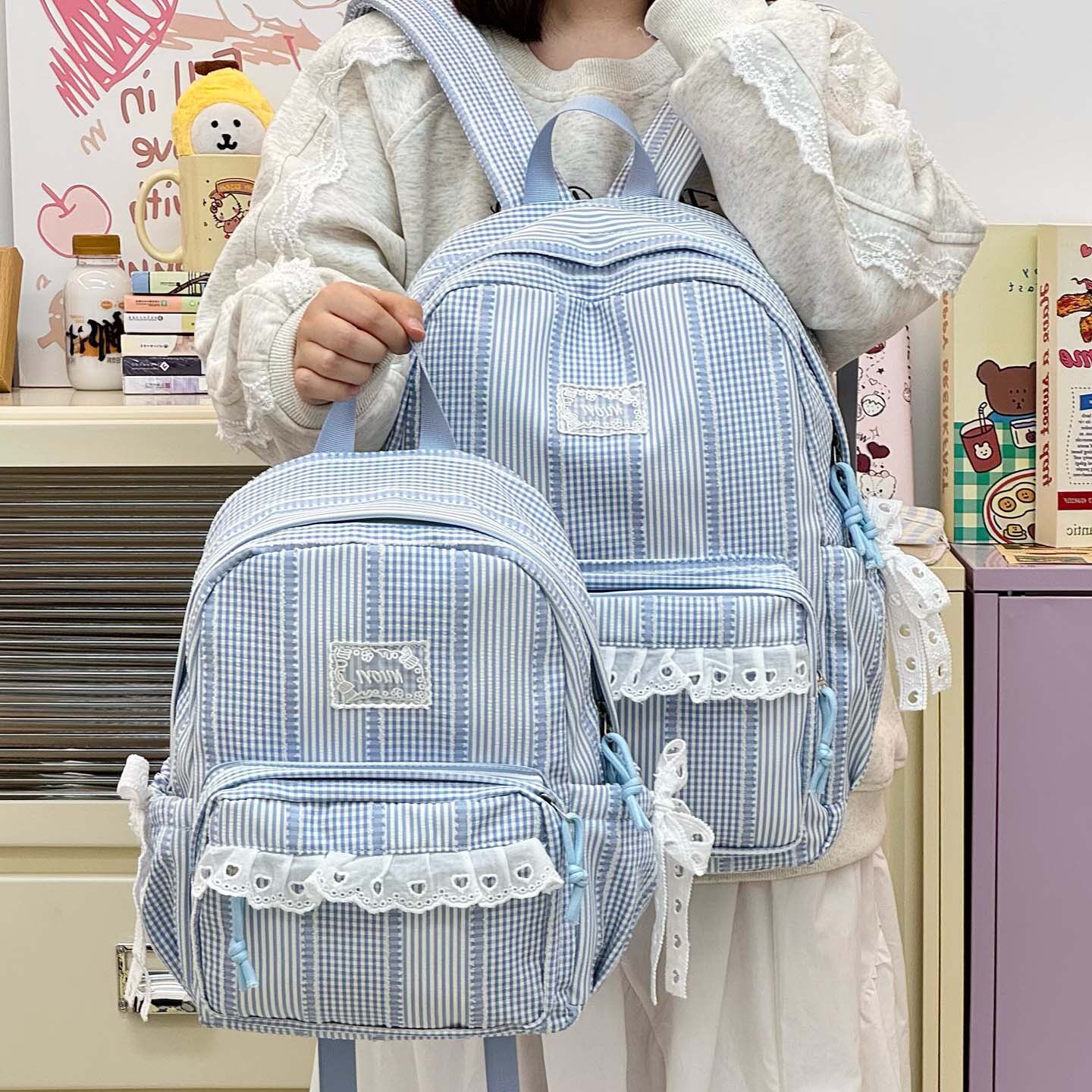 韩系简约休闲条纹书包女初高中学生双肩包大容量上课通勤旅行背包