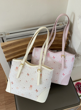 可爱挂饰托特包韩版小清新可爱风手提包单肩包带挂件休闲青年女包