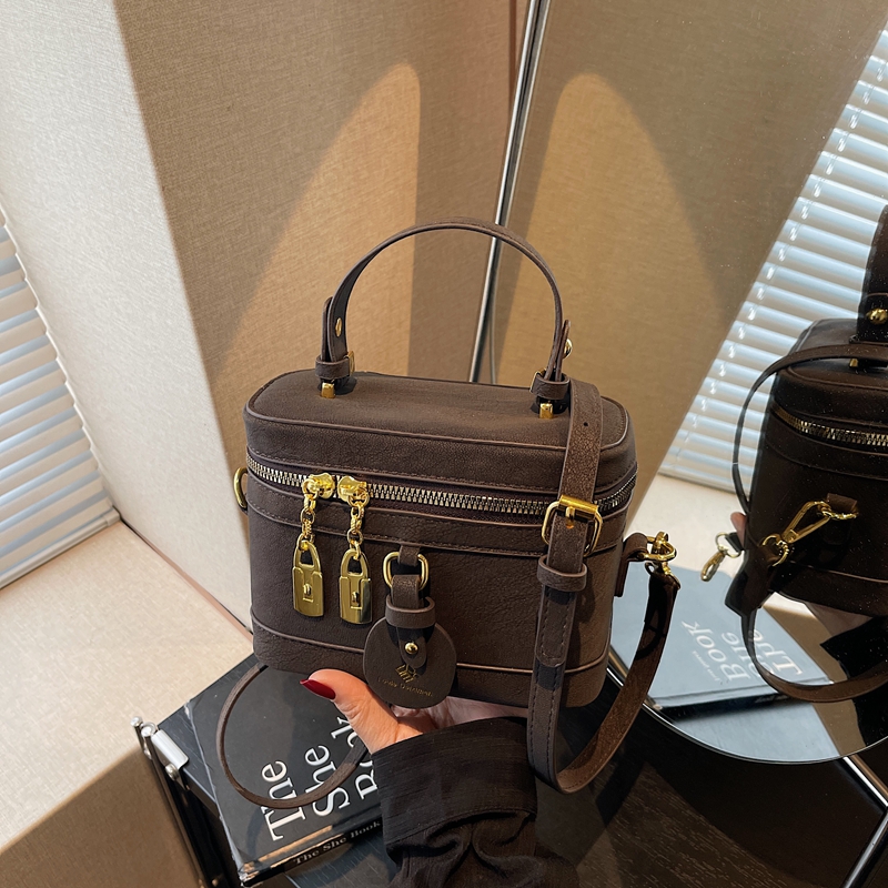 2025新款高级感轻奢小众手提包女