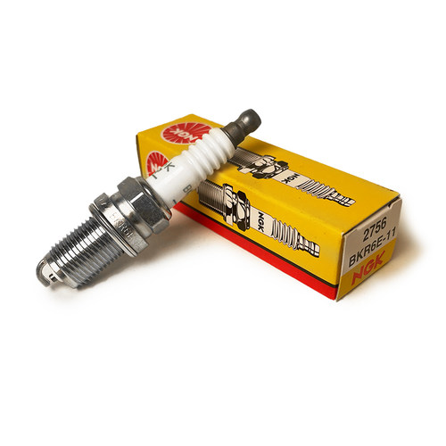 NGK镍合金汽车火花塞BKR6E-11适用别克凯越乐风天语雨燕飞度长城