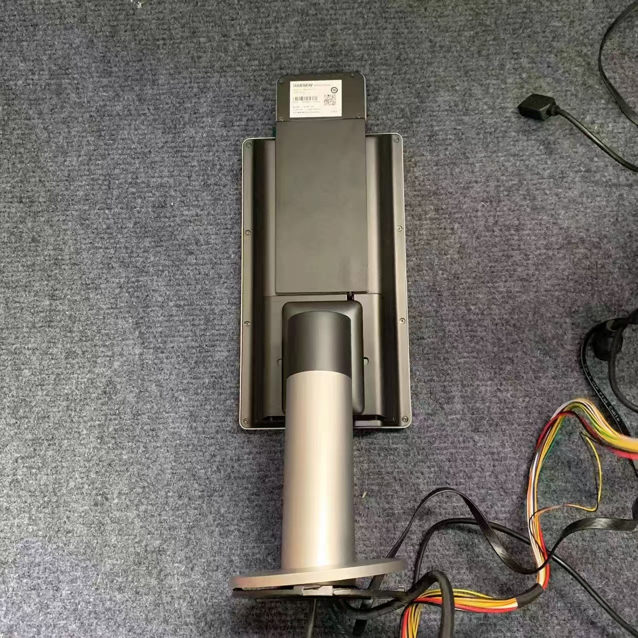 海康威视DS-K5604A-3XF/ZV 10.1英寸LCD触摸显示屏测温人脸设备