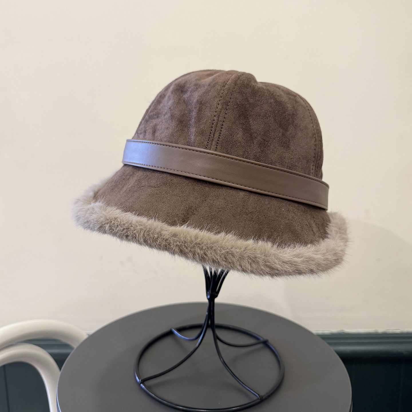 加厚宽檐鸭舌帽女显脸小百搭