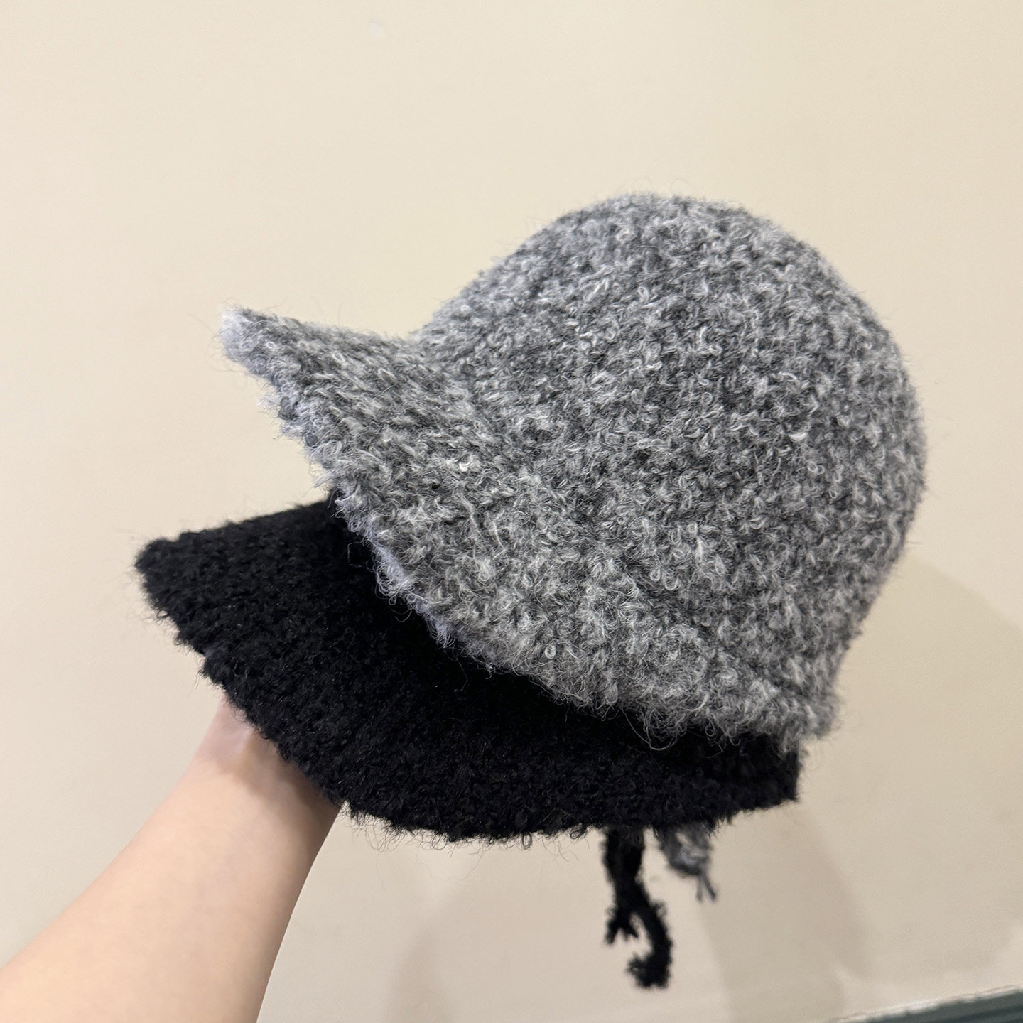 秋冬加厚羊羔毛鸭舌帽女休闲
