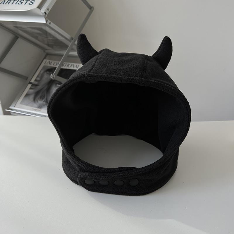 日系小众秋冬保暖小恶魔耳朵雷锋帽女街头搞怪护耳加厚包头帽情侣