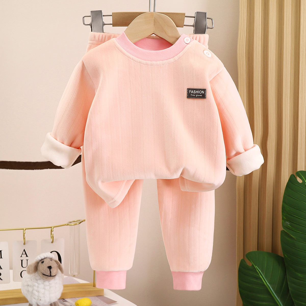 秋冬款儿童保暖衣女童加绒加厚秋衣秋裤男宝长袖套装睡衣家居服