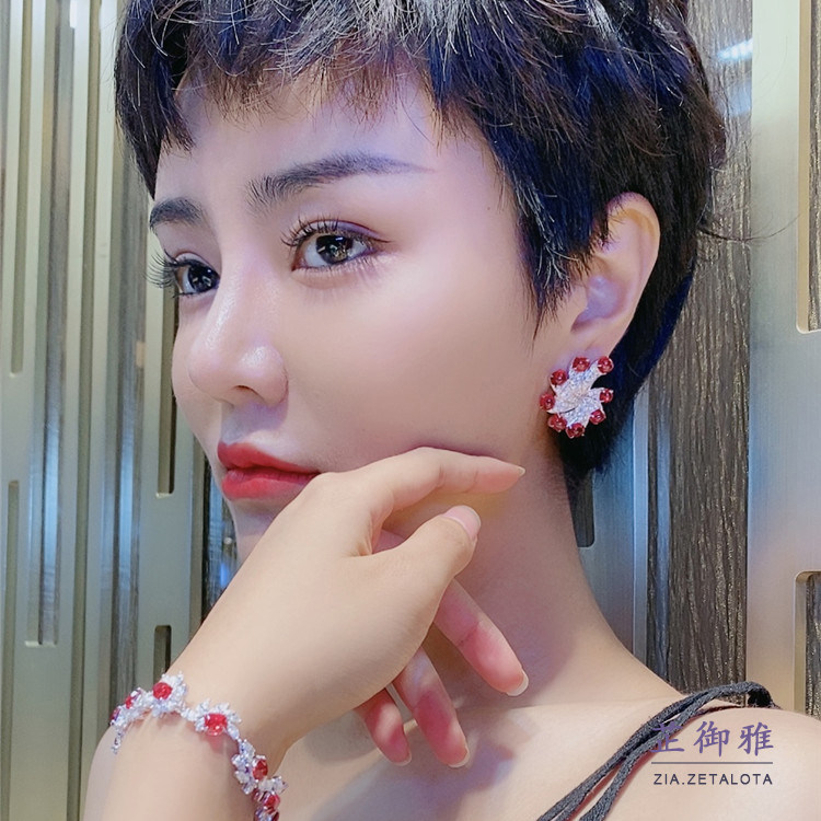 ZIA芷御雅设计款18k金白金玫瑰金钻石满钻繁花红宝石尖晶石耳环