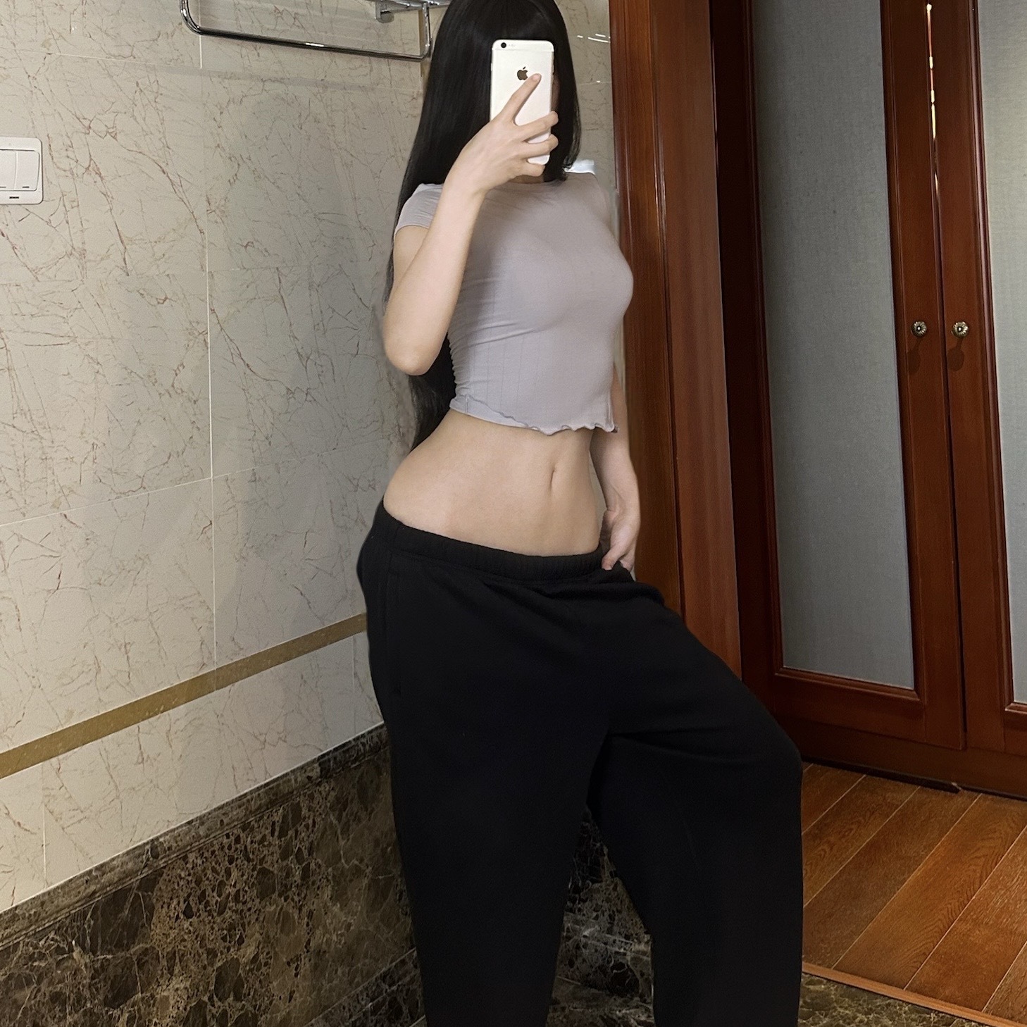 Skims显瘦百搭四面弹打底衫T恤