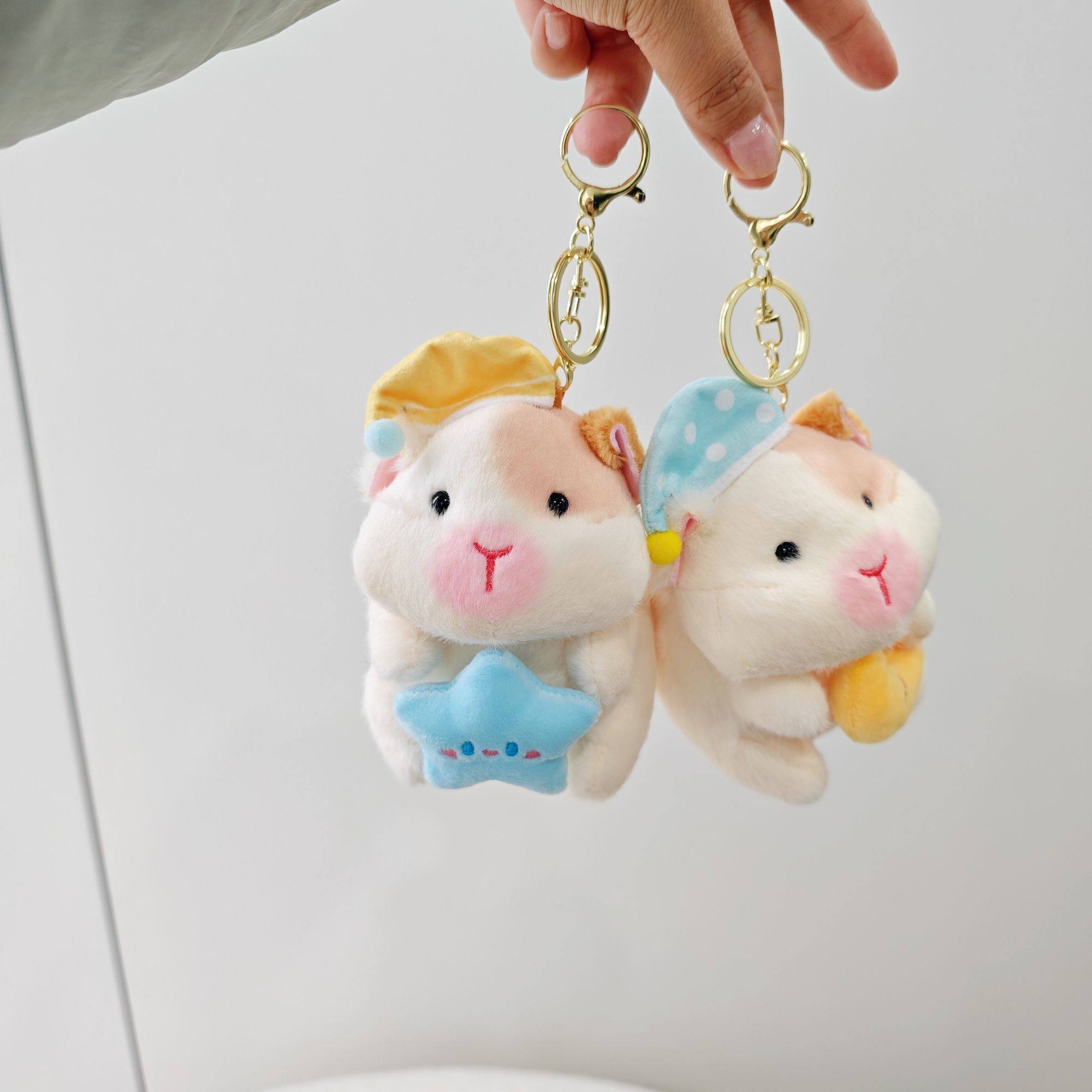 可爱多巴胺睡衣荷兰猪挂件小众丑萌仓鼠情侣闺蜜书包挂件车挂饰