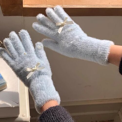 日系可爱蝴蝶结毛绒手套女冬季长筒针织学生保暖骑行手套可触屏男