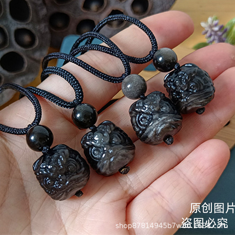 天然银曜石小雕刻件醒狮吊坠通孔配件狮头项链挂件大号15mm16diy