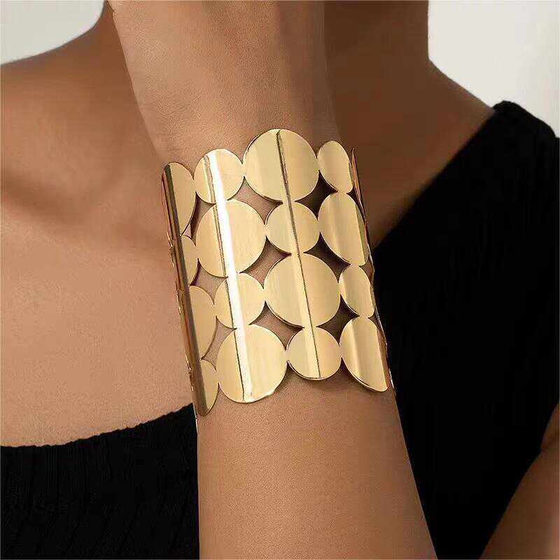 EUROPEAN AND AMERICAN FASHION EXAGGERATED GLOSSY DISC SPLICING WIDE BRACELET PERSONALITY TREND ROUND OPENING CREATIVE WRIST RING WOMEN