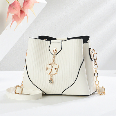 斜挎包单肩2025新款简约妈妈女士手提拎小包包时尚精致通勤百搭