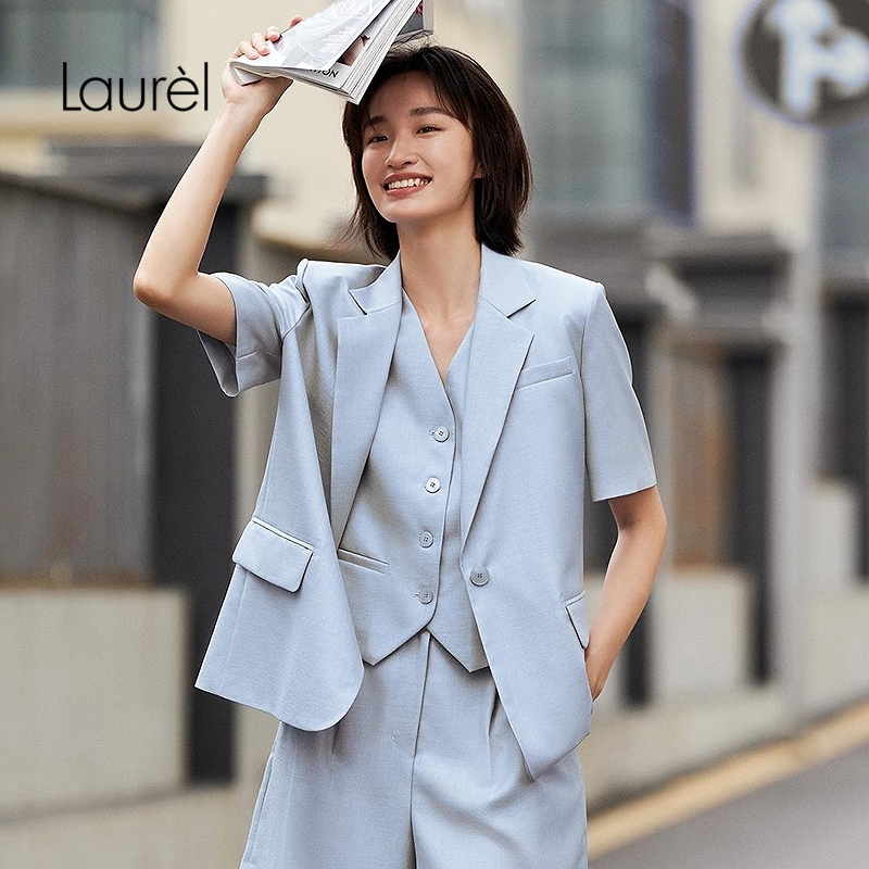 【斜纹丝光料】Laurel劳芮25春秋新款冰川蓝马甲女LWL362B03100