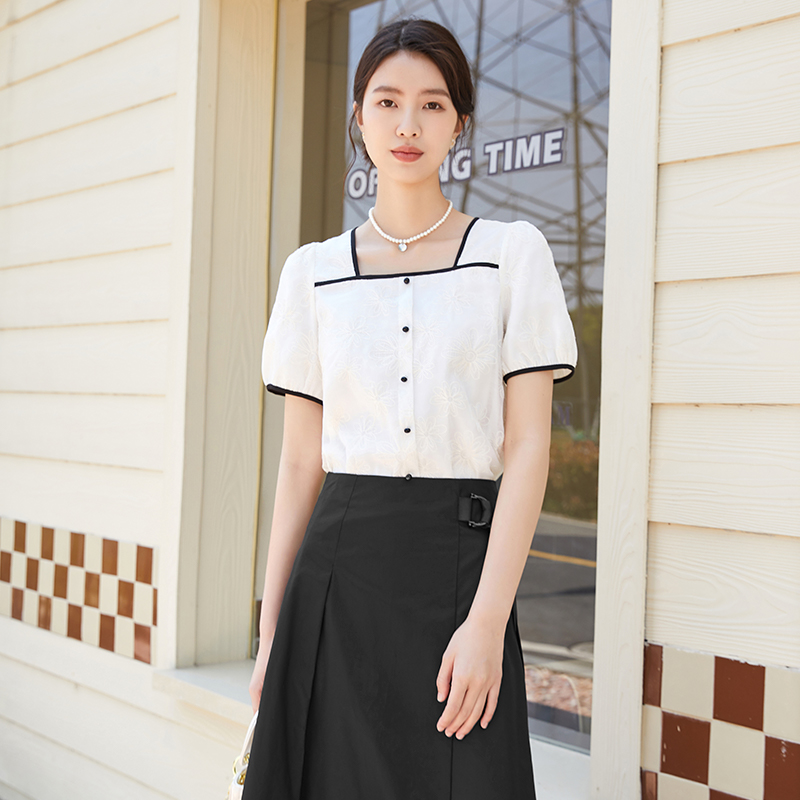 短袖泡泡袖衬衫Lucidy/鲁思蒂