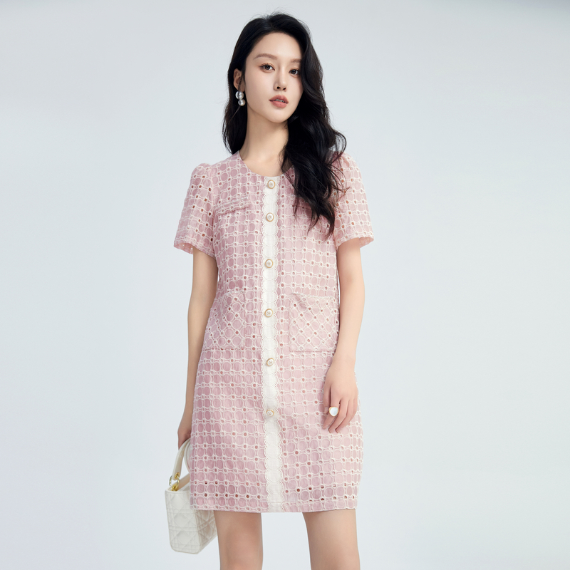 鲁思蒂粉色短袖连衣裙2025新款女夏季气质显瘦小个子直筒圆领裙子