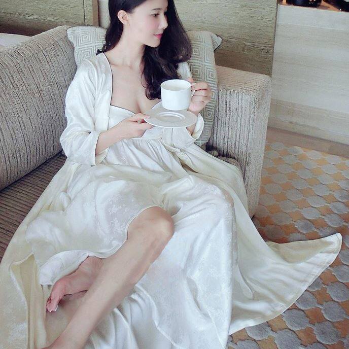 刘美人刘钰懿真丝睡衣女长袖套装吊带睡裙长睡袍丝绸两件套家居服