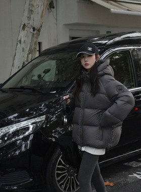 张贝贝ibell黑标空气层90白鸭绒防风保暖中长款立领连帽羽绒服女